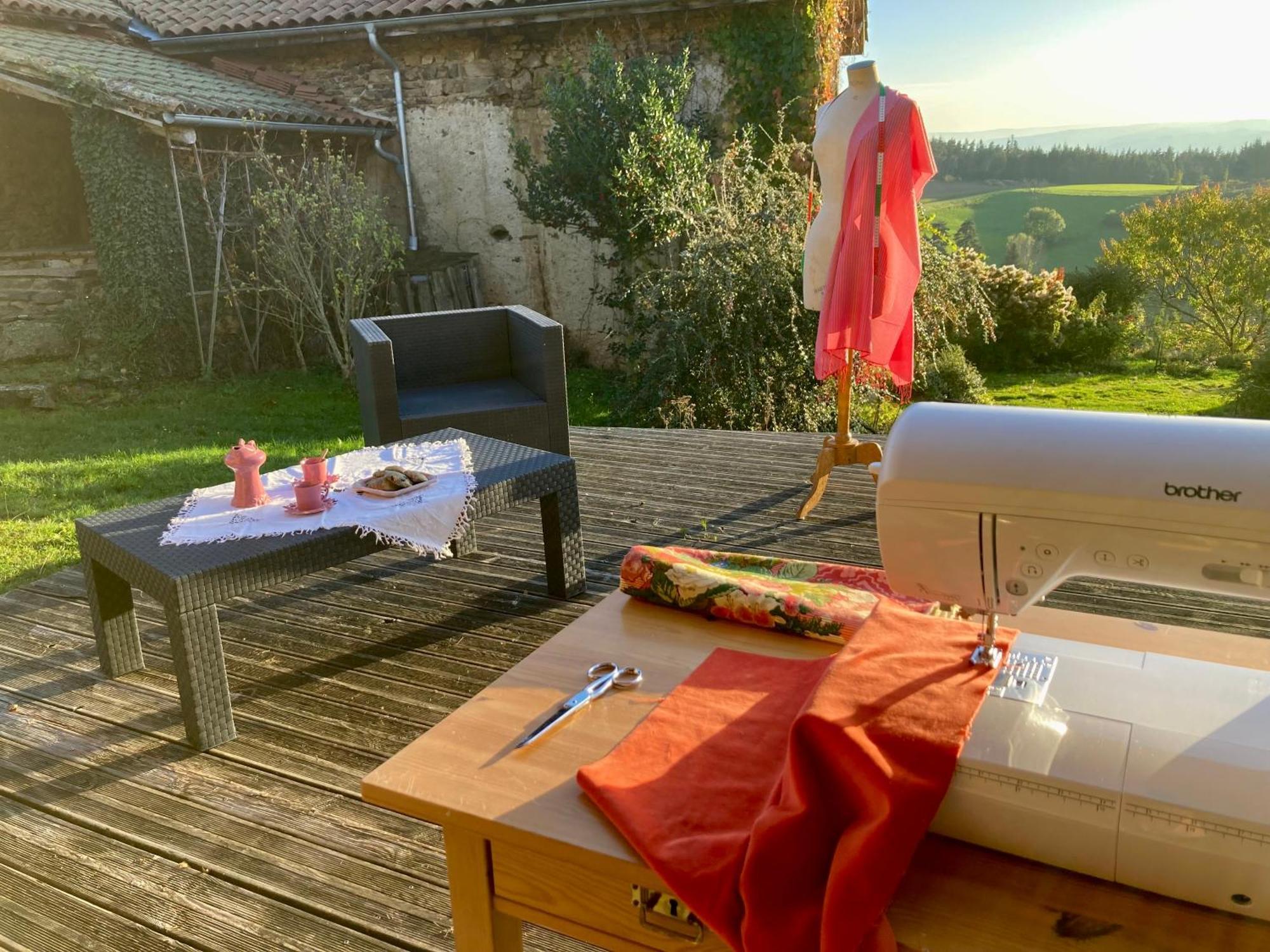 Eco-Gite Cottage Panoramique, Terrasses, Baby Foot, 150 M2 Renove Et Agrandi En 2024, Activites Proposees Champagnac-le-Vieux Exteriér fotografie